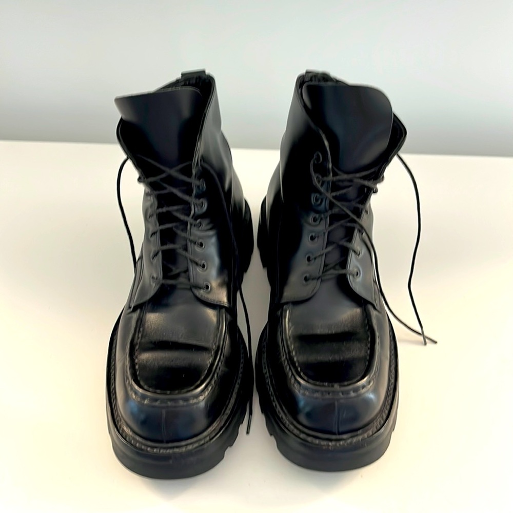 MENS BLACK PRADA BOOTS in perfect Condition 🥾great for winter size 7.5 US/EU 38